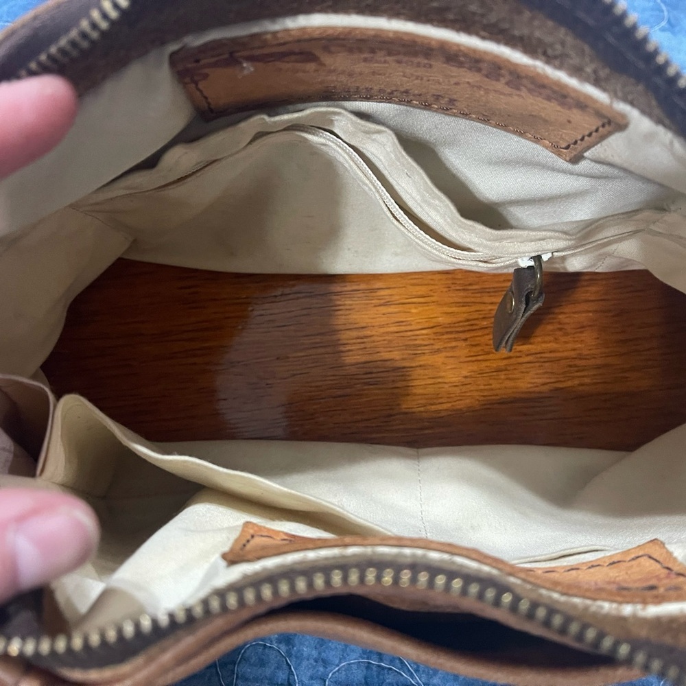 Texas Carpet Bagger Leather Concealed Carry Shoulder Bag - Picture 7 of 7
